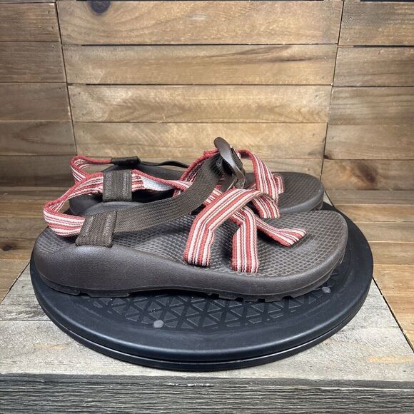 Chaco Z2 Classic Women Size US 7 Red Straps Brown Sole Hiking Sandals - Picture 1 of 10